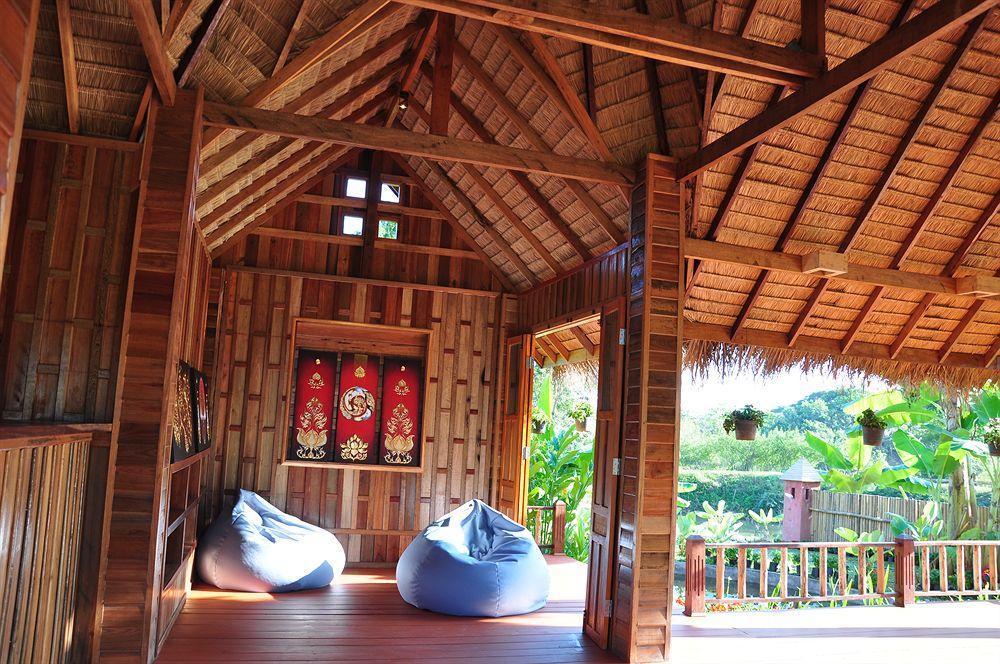 Viengtara Vangvieng Resort Vang Vieng Exterior photo