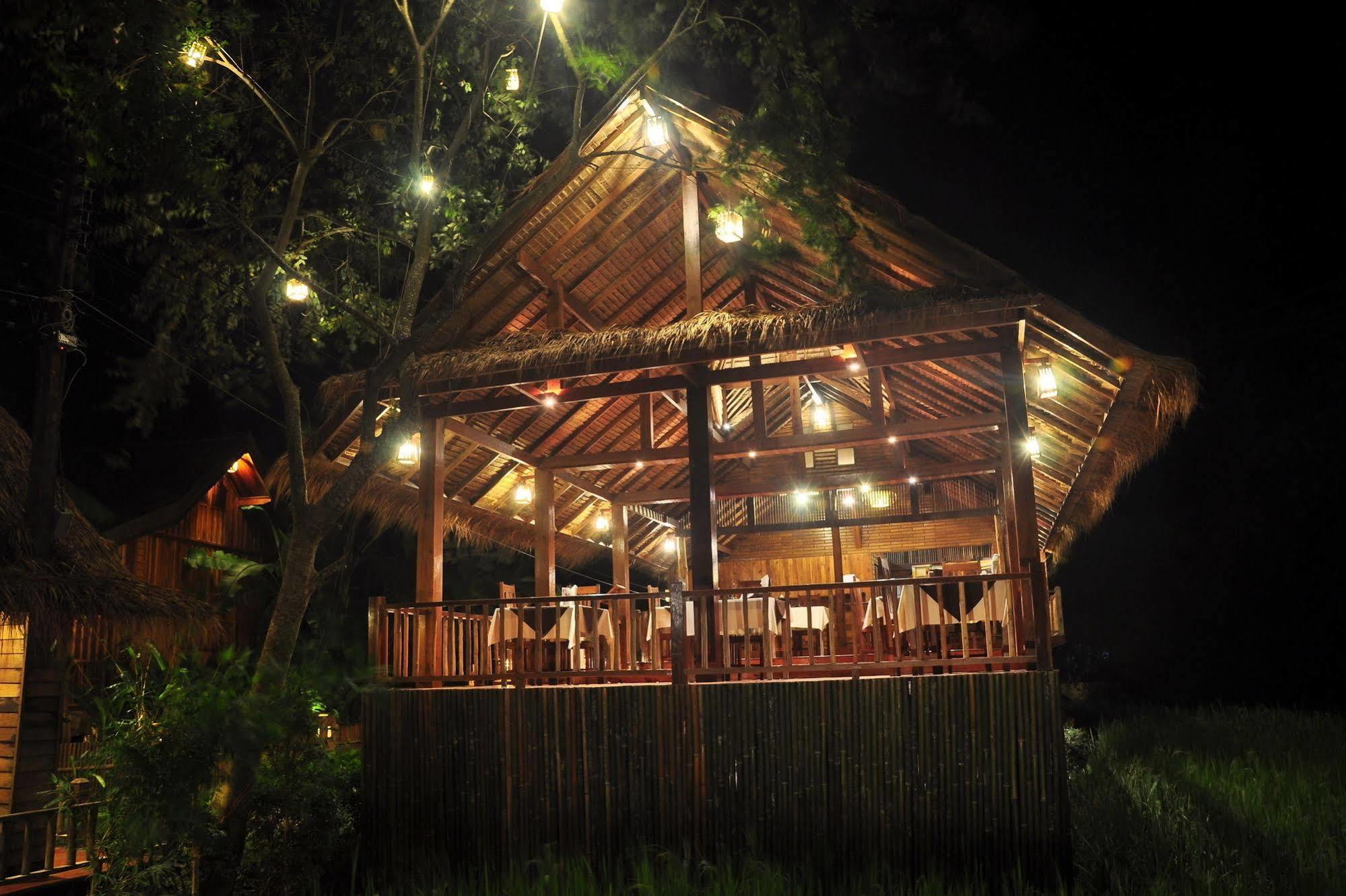 Viengtara Vangvieng Resort Vang Vieng Exterior photo